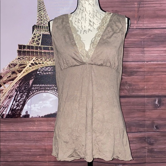 Maurices Tops - 💥5/$25💥Maurices Lace Detailed Tank